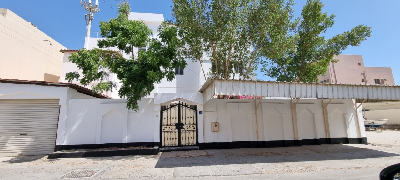 property 299 image 0