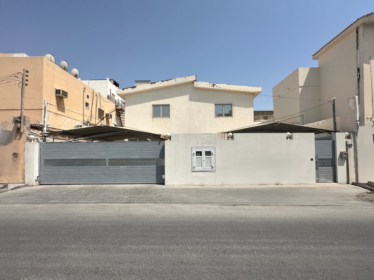 property 362 image 0