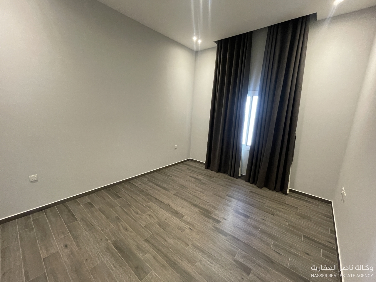 property 549 image 6