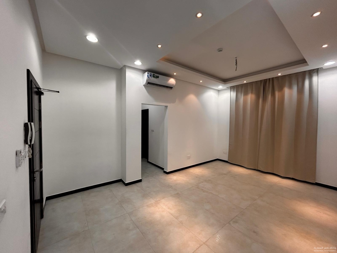 property 561 image 0