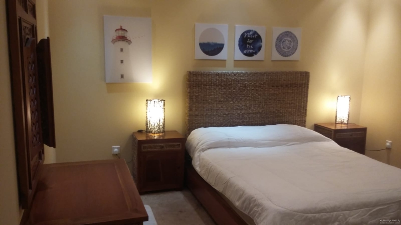 property 564 image 3