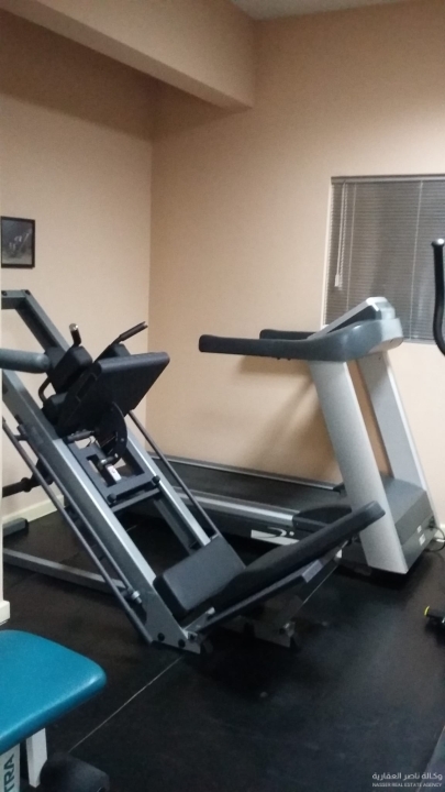 property 564 image 4