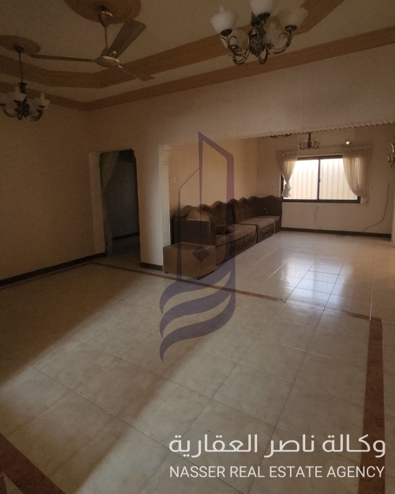 property 567 image 3