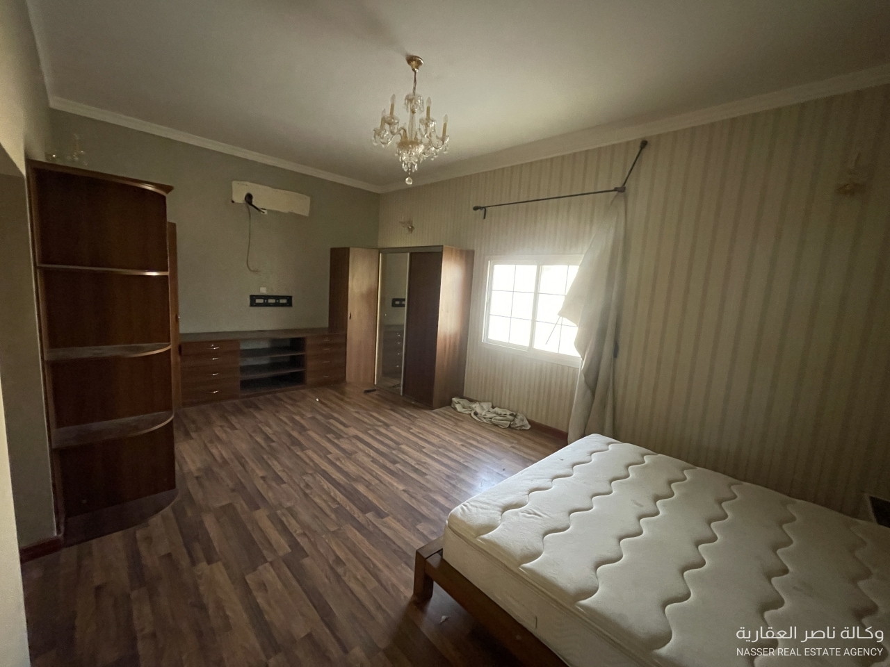 property 586 image 1