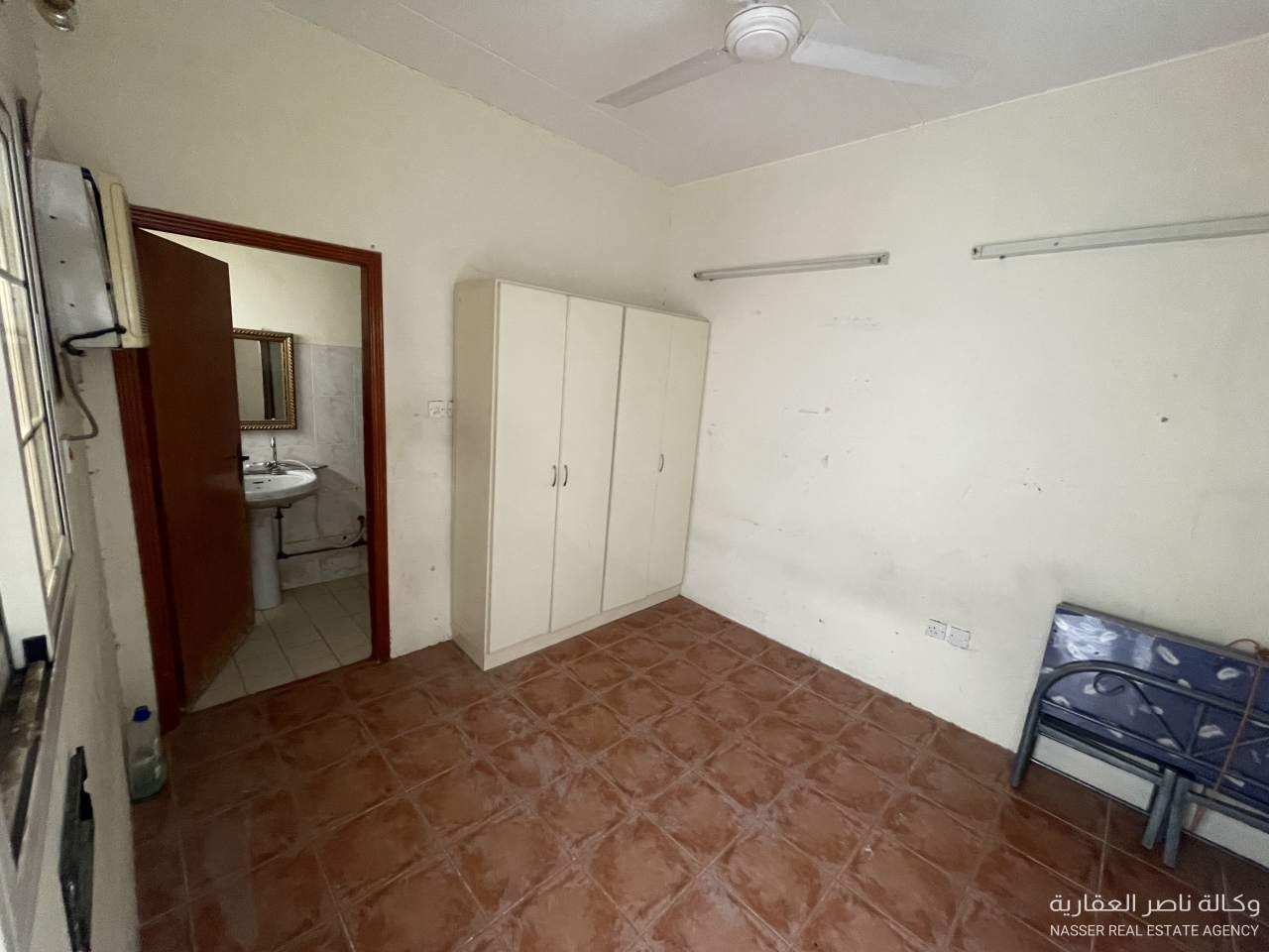 property 586 image 7