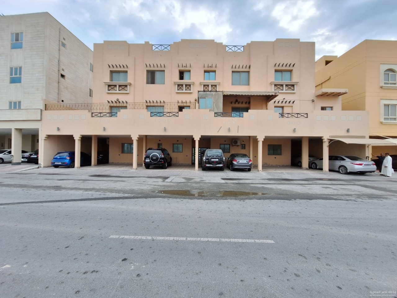 property 624 image 0