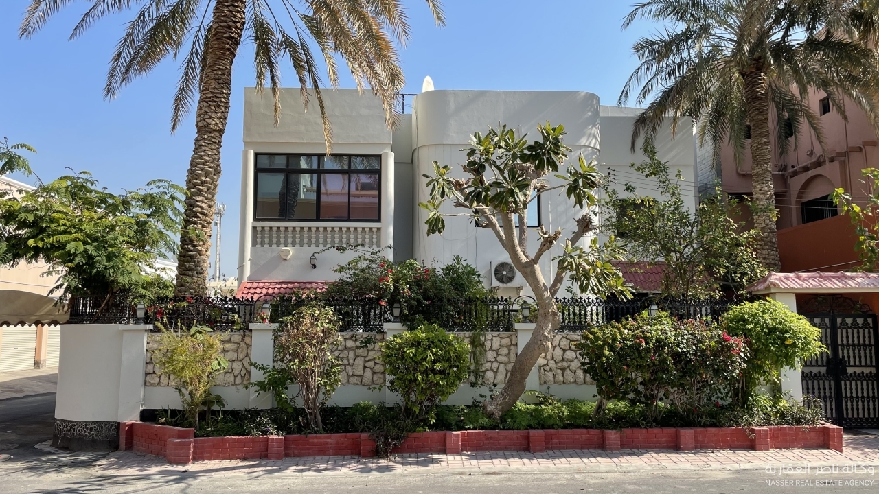 property 665 image 4