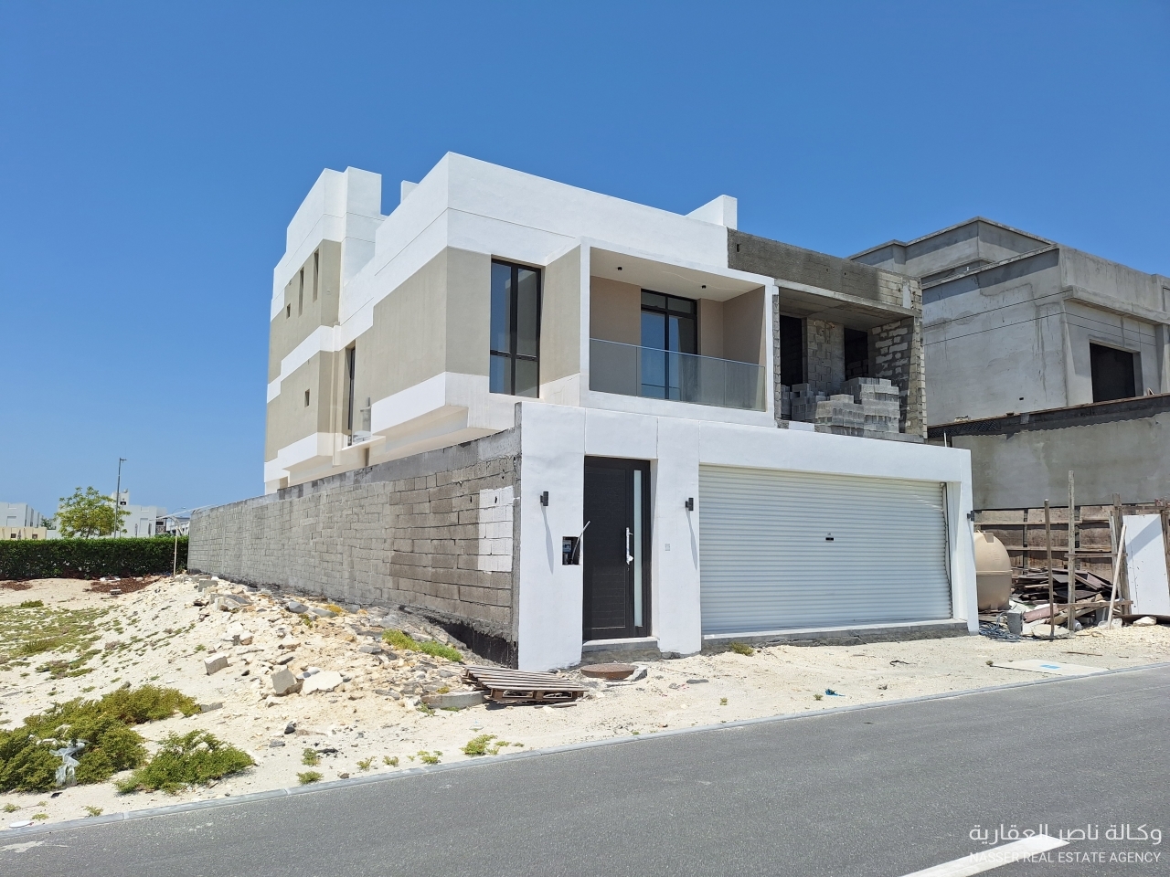 property 669 image 0