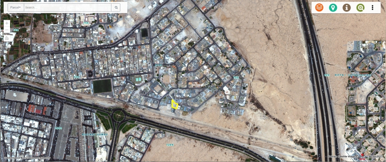 property 674 image 0