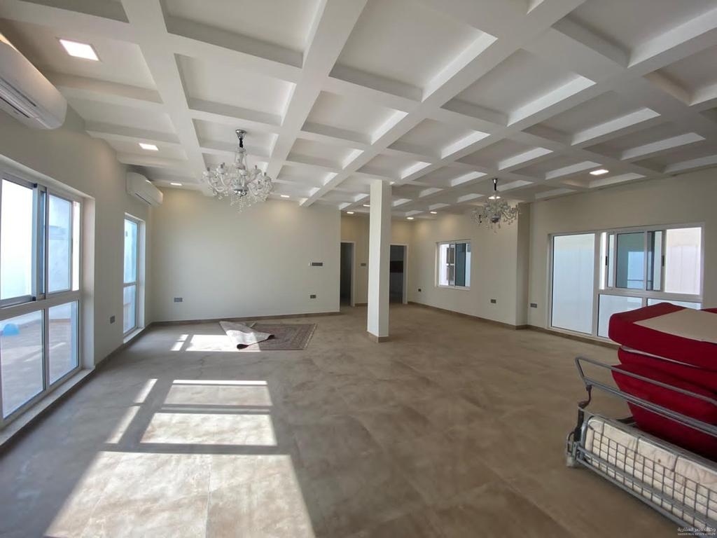 property 677 image 2