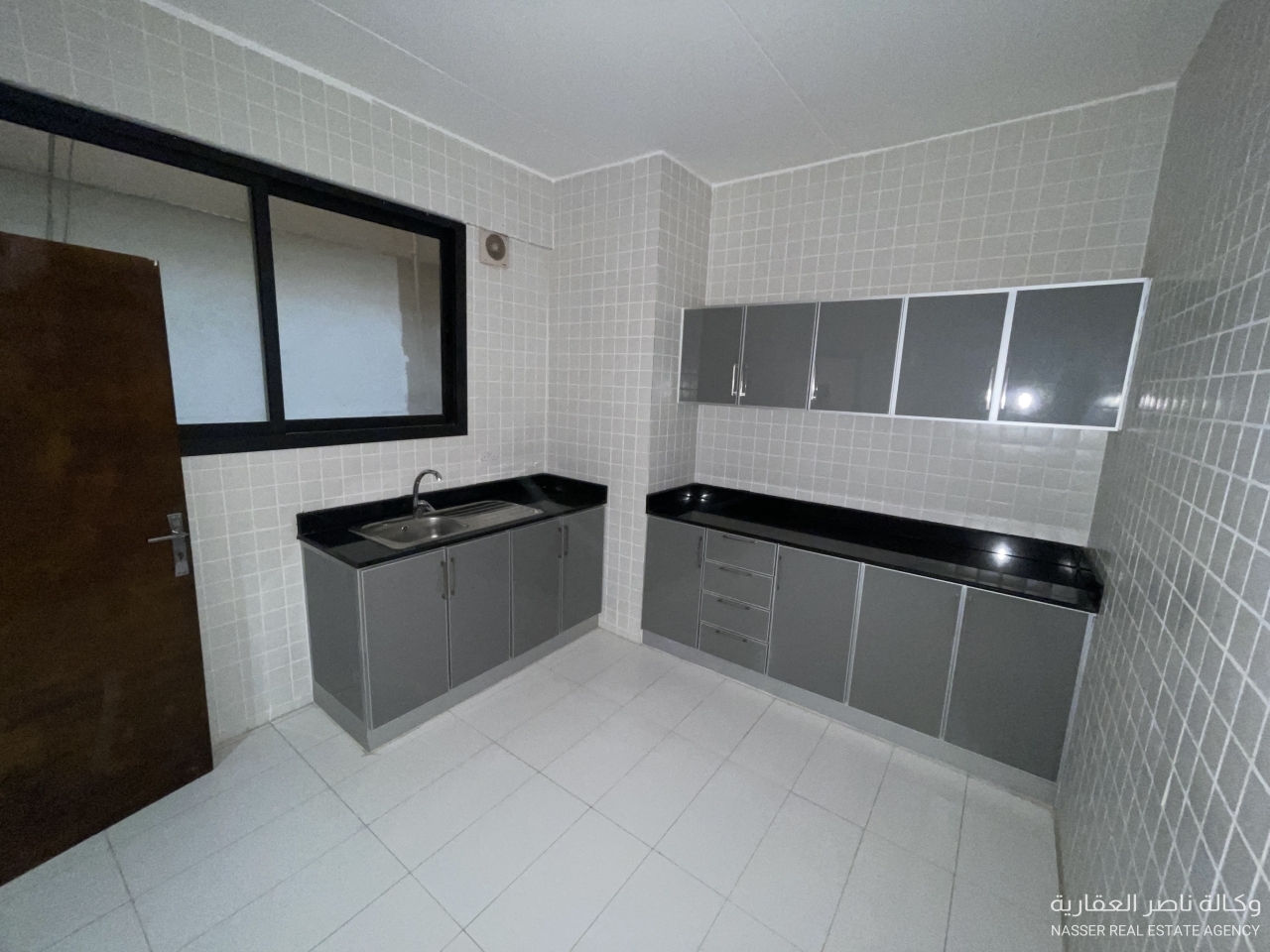 property 732 image 6