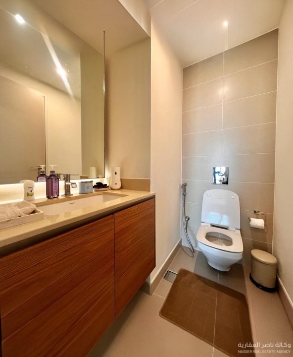 property 759 image 7