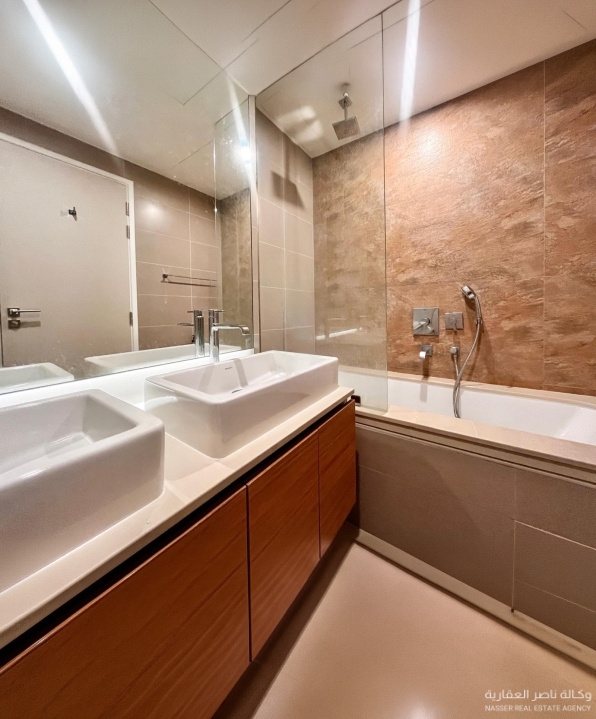 property 759 image 6