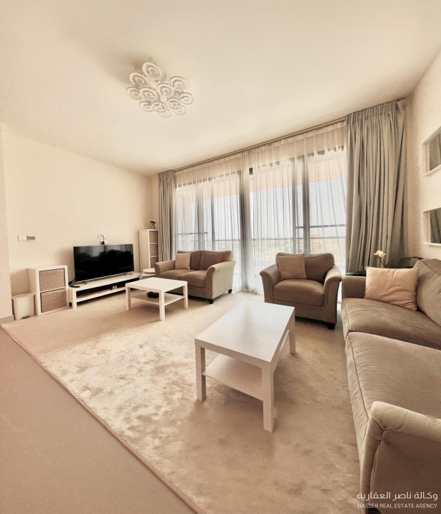property 759 image 0